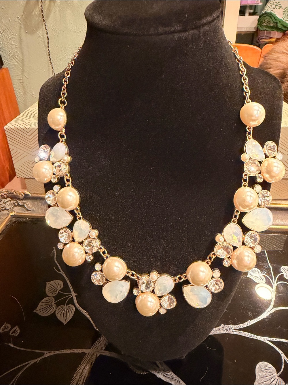 Pearl and Crystal Statement Necklace - Ivory/Gold